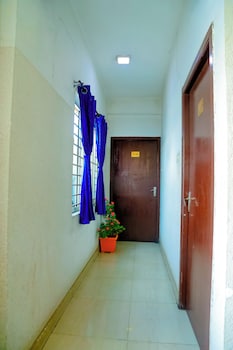 hotel breezeland erode railway station