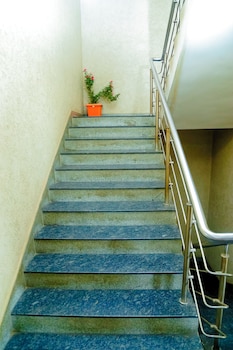 hotel breezeland erode railway station