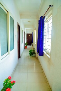 Hotel Breezeland - Erode Railway Station,,3 star