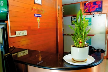 hotel breezeland erode railway station