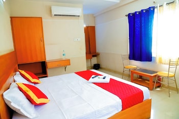 hotel breezeland erode railway station