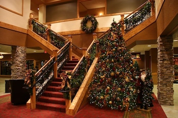 River Lodge Suites,1424 Old Knoxville Highway,2 star