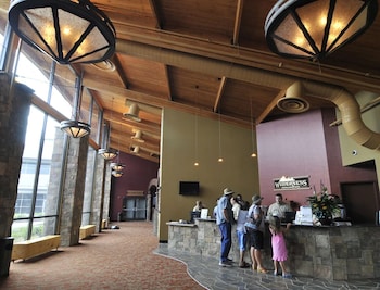 River Lodge Suites,1424 Old Knoxville Highway,2 star