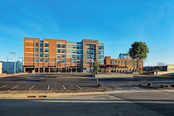 springhill suites by marriott high point downtown