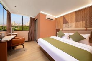 hotel 165 newly renovated