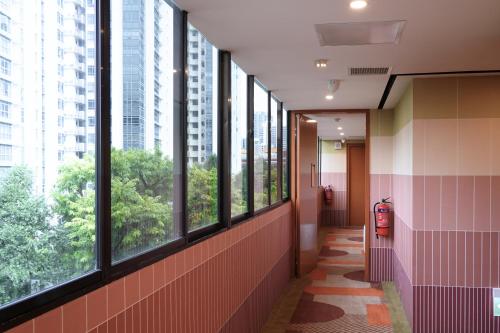 hotel 165 newly renovated