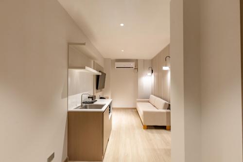 the bentley hotel pratunam