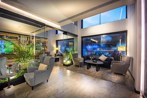tuvana hotel
