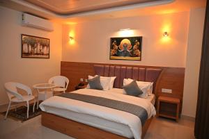 hotel om elite stay