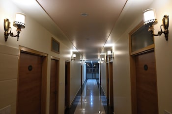 hotel om elite stay