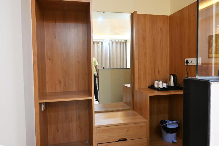hotel om elite stay