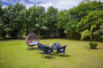 raha farms pet friendly resort elivaas