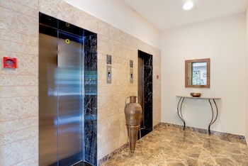 Alaya Stays Still Waters Varkala,,3 star