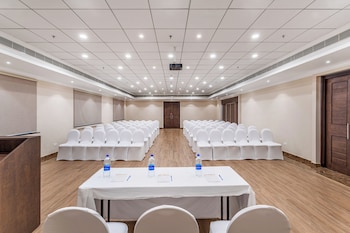 alaya stays still waters varkala