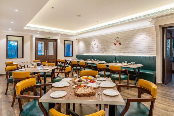 alaya stays still waters varkala