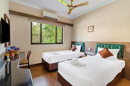 Alaya Stays Still Waters Varkala,,3 star