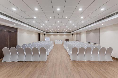 alaya stays still waters varkala