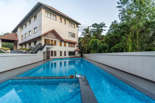 alaya stays still waters varkala