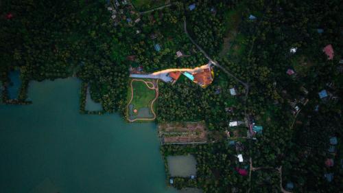 alaya stays still waters varkala