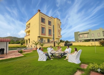 the ranthambore samrajya hotel and resort