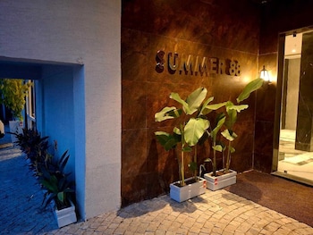 summer88 boutique hotel azara
