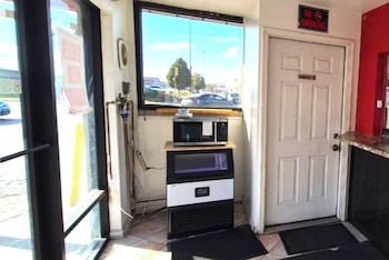 Saratoga Motel By Capital O Near Midway Airport Chicago Il,,3 star