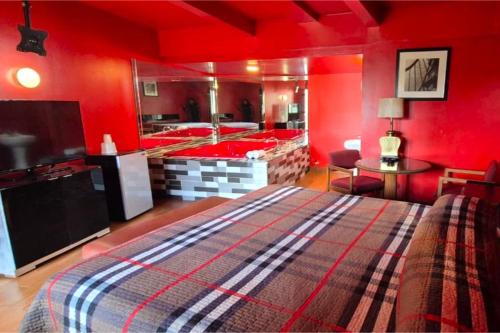 saratoga motel by capital o near midway airport chicago il