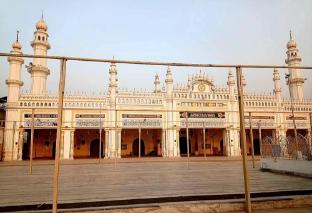 pari ac restaurant and hotel