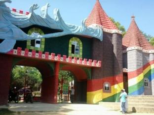 pari ac restaurant and hotel