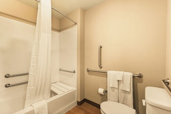 livaway suites orem vineyard