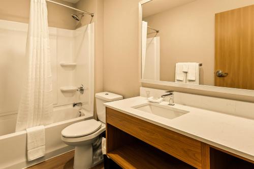livaway suites orem vineyard