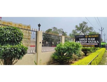 Shree Ram Swaroop Vatika,,2 star