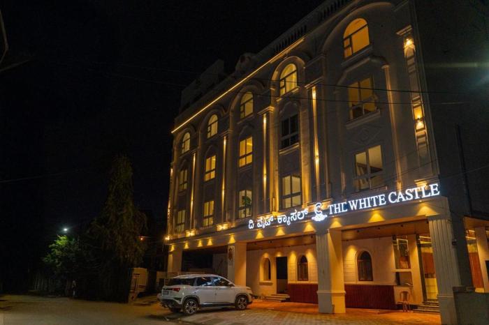 the white castle hotel