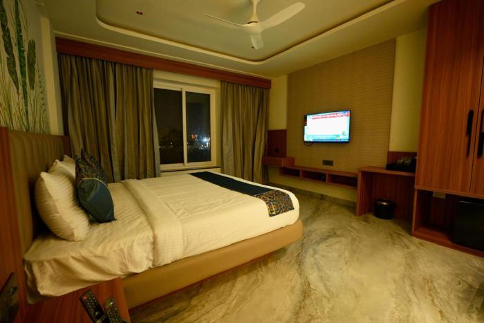 the white castle hotel