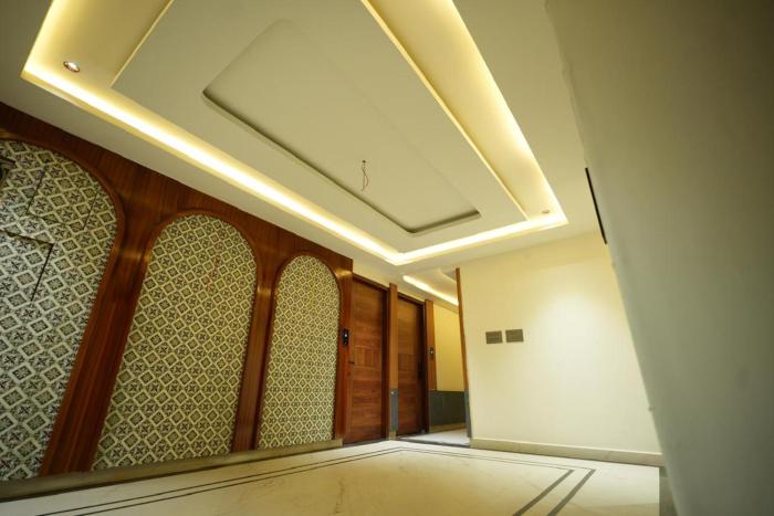 the white castle hotel