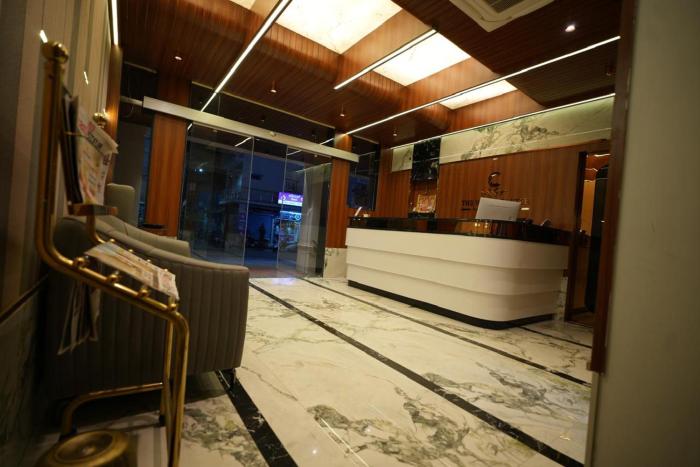 the white castle hotel