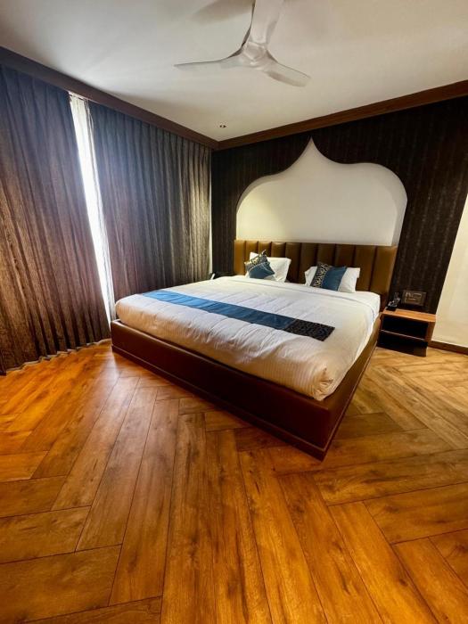 the white castle hotel