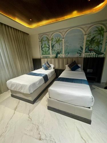 the white castle hotel