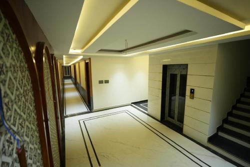 the white castle hotel