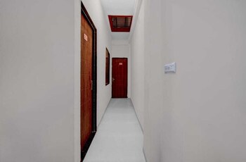 Wishotel Xpress Hotel Royal Dream,,3 star