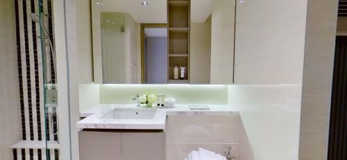 soho suites klcc by noon