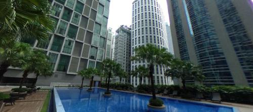 soho suites klcc by noon