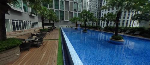 soho suites klcc by noon
