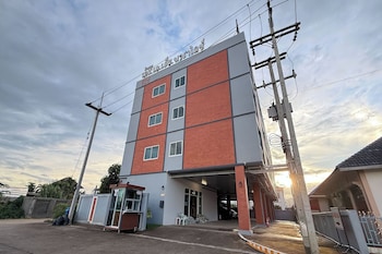 Skm Paradise Mae Sai,,3 star