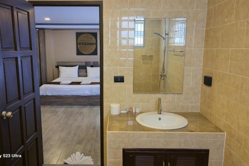 central guesthouse chiang rai