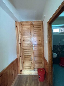 Aarav Chaaras Homestay,,3 star