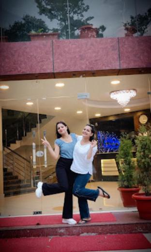 myrica groves lansdowne