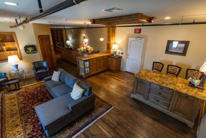 p a smith hotel