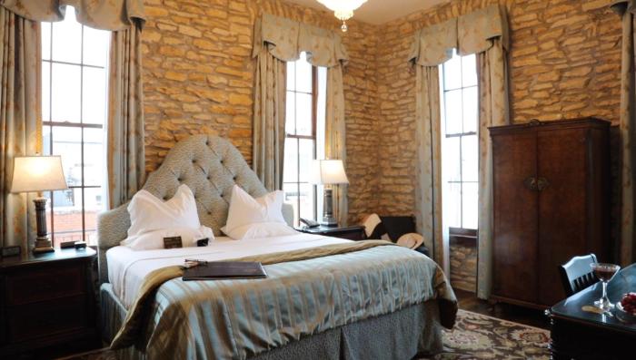 p a smith hotel
