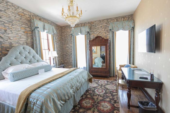 p a smith hotel